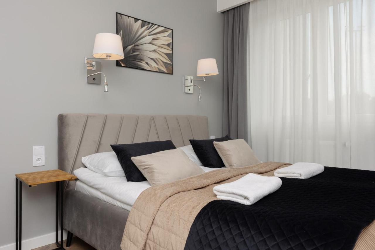 Stunning Family Apartment Ursynow With Parking & Balcony By Noclegi Renters Warsaw Luaran gambar