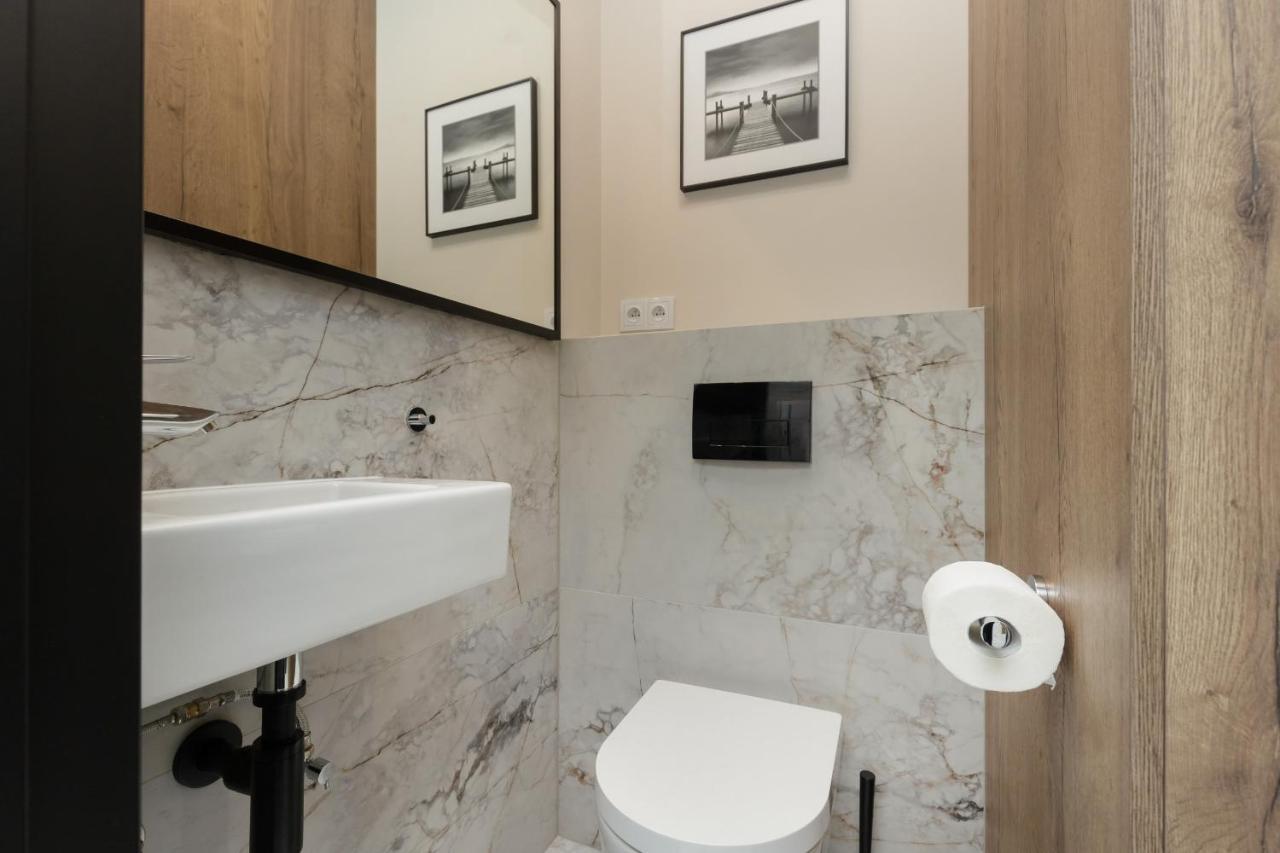 Stunning Family Apartment Ursynow With Parking & Balcony By Noclegi Renters Warsaw Luaran gambar